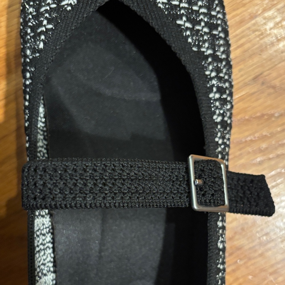 Black & White Mary Jane Flats - Picture 5 of 6